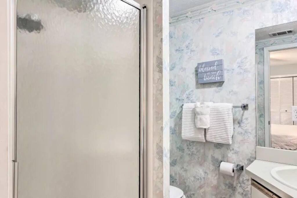 Holiday home Gem W/ 2-bedrooms And Easy Walk To Beach Panama City Beach