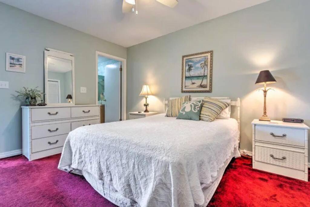 Gem W/ 2-bedrooms And Easy Walk To Beach Holiday home Panama City Beach