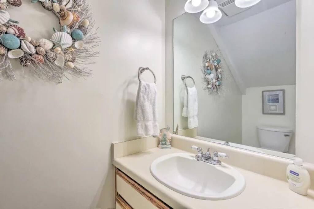 Gem W/ 2-bedrooms And Easy Walk To Beach * Panama City Beach